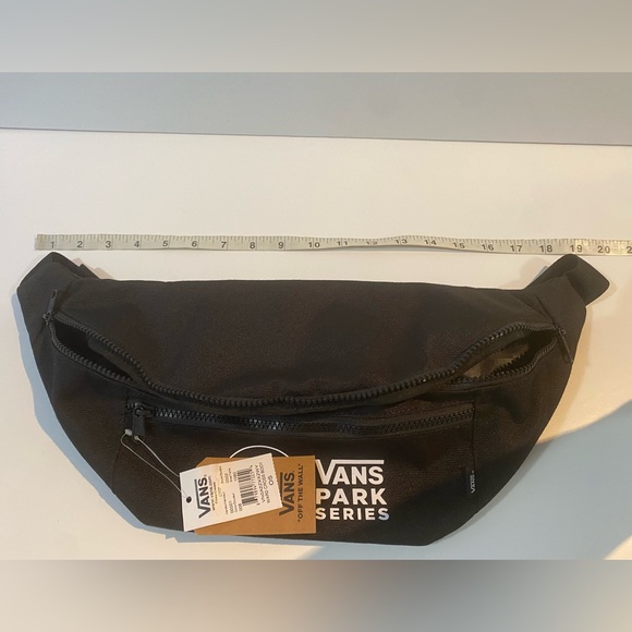 Vans Park Series Ward Cross Body Fanny Pack Pouch Bag - Picture 4 of 6